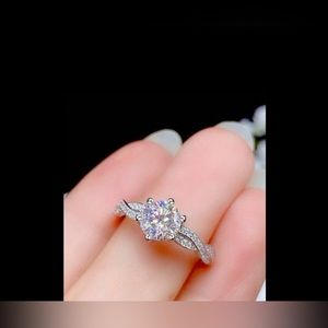 S925 Sterling Silver Six Prong Diamond Ring ~ New! ~ Size 6